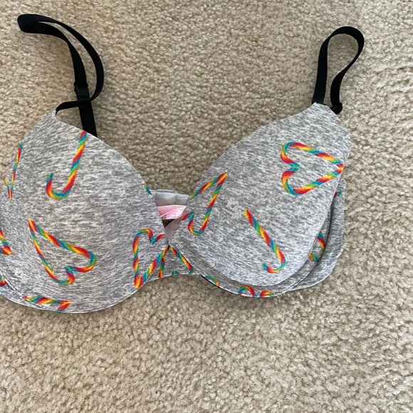 🍭🎄🍭Adorable vs pink holiday candy cane bra 36b🍭🎄🍭 - Picture 3 of 7